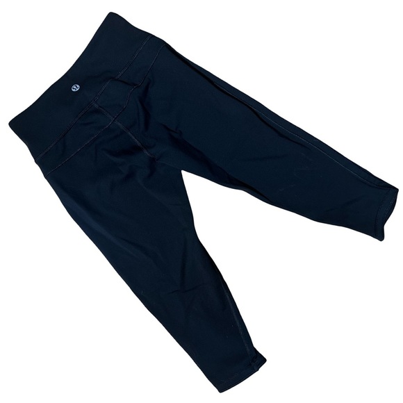 Lululemon Black Capri Leggings Size 2 Women’s - Picture 2 of 4